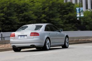 Audi S8 2008 года  (NA)